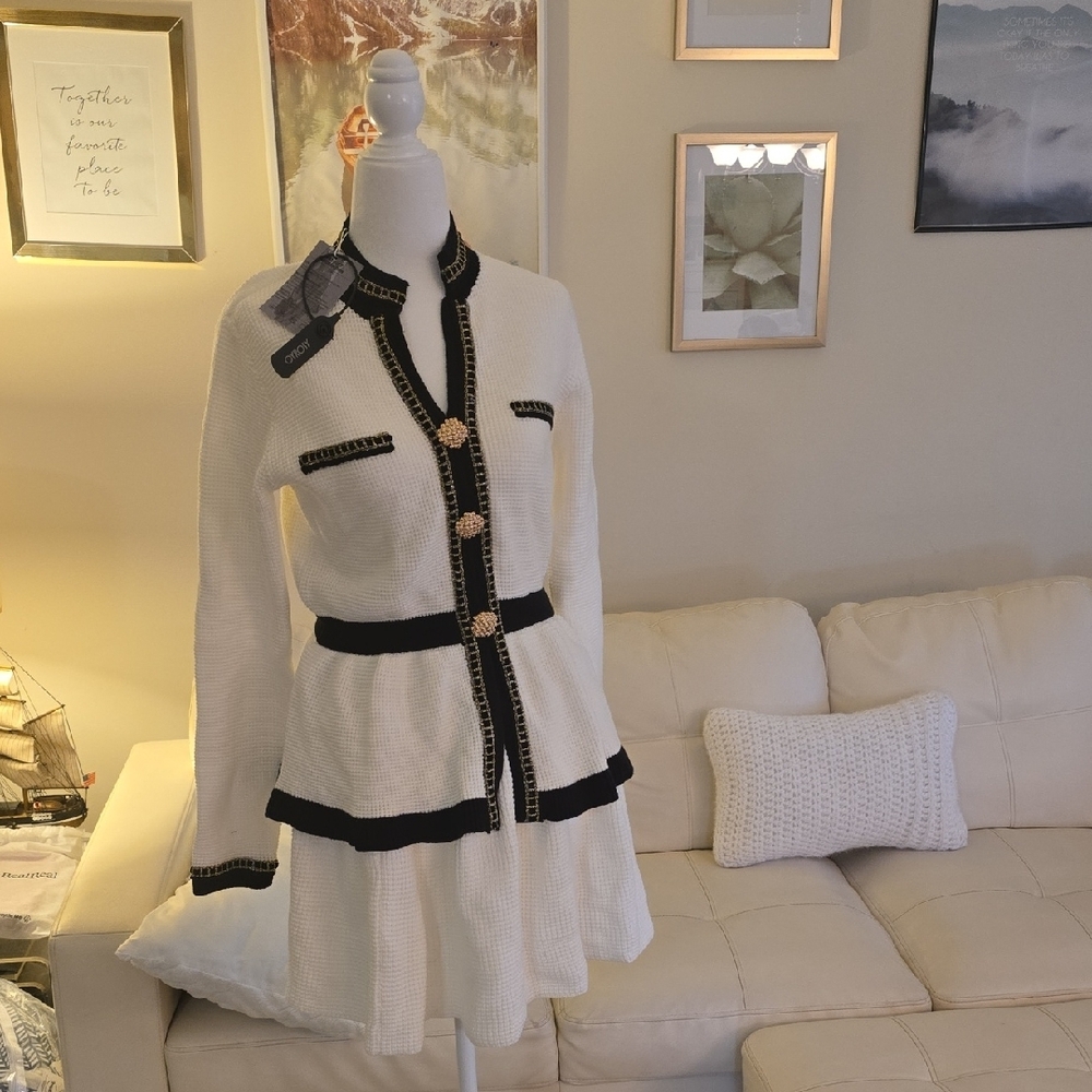 Elegant Cream and Black Women's Skirt